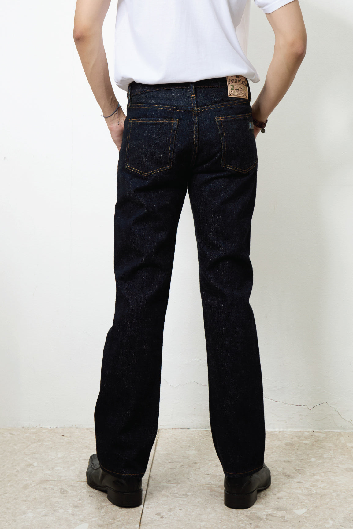 Secret Island - Lot 1 Indigo Wave 18.62 Oz